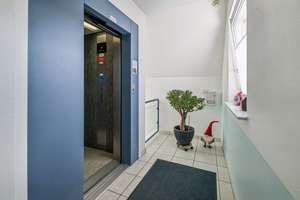 Exklusive Maisonette mit Aufzug, zwei Loggien, überdachter Terrasse und besonderer Großzügigkeit – Die vollständige Adresse der Immobilie erhältst du vom Anbieter., 55583 Bad Münster am Stein-Ebernburg – Vorschaubild 15