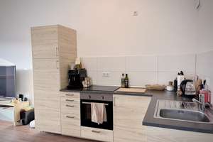 Sonnige 2-Zimmer Wohnung mit Dachterasse in Bonn, 3. OG – Die vollständige Adresse der Immobilie erhältst du vom Anbieter., 53117 Graurheindorf, Bonn – Vorschaubild 2