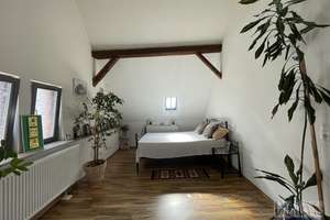 Ensemble aus zwei sanierten Häusern in Main-Nähe. Historischer Charme trifft auf modernen Wohnkomfor – Die vollständige Adresse der Immobilie erhältst du vom Anbieter., 63457 Groß-Auheim, Hanau – Vorschaubild 1
