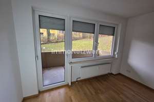 Wohnung mit Loggia, Einbauküche, Kellerbox und Duplex-Stellplatz in Saarbrücken-Eschberg – Die vollständige Adresse der Immobilie erhältst du vom Anbieter., 66121 Eschberg, Saarbrücken – Vorschaubild 6