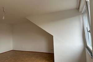 Helle 1-Zimmer Dachgeschosswohnung im Herzen von Endenich – Wiesenweg 16, 53121 Endenich, Bonn – Vorschaubild 3