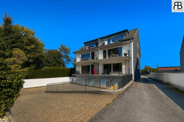 Charmante 3-Zimmer-Wohnung in Düsseldorf Lohausen mit Balkon & Tiefgarage MIT WOHNRECHT