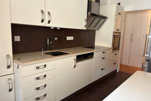 Moderne City-Whg in N3,  mit Balkon und EBK - Von privat 