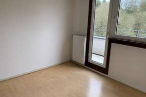 helle Dachgeschosswohnung mit Südbalkon und Blick ins Grüne an ruhigen Mieter mittleren Alters – Die vollständige Adresse der Immobilie erhältst du vom Anbieter., 52066 Burtscheider Abtei, Aachen – Vorschaubild 10