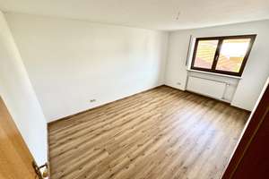 Erstbezug nach Sanierung: großes 6-Zimmer-Haus mit gehobener Innenausstattung zur Miete in Augsburg – Die vollständige Adresse der Immobilie erhältst du vom Anbieter., 86167 Lechhausen-Ost, Augsburg – Vorschaubild 9