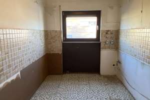 Helle 4-Zimmer-Wohnung mit großem Westbalkon und Einzelgarage – 70499 Weilimdorf (Ortsteil), Stuttgart – Vorschaubild 7