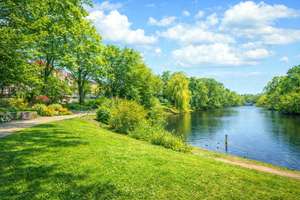 Prachtvoller Stuckaltbau mit Balkon und Einliegerwohnung in Wilmersdorf