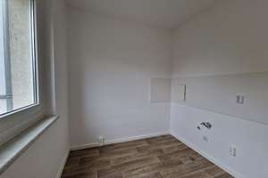 Einziehen und wohlfühlen***Gemütliche 1-Zimmer-Wohnung mit Wannenbad! – An der Kotsche 29, 4207 Lausen-Grünau, Leipzig – Vorschaubild 3