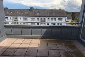 Exklusive Dachgeschoss-Wohnung mit Dachterrasse - Küchenübernahme möglich  - "Freie Scholle GmbH" – Bornholmstraße 11, 33729 Heepen, Bielefeld – Vorschaubild 8