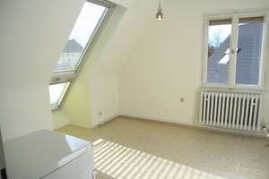 Helle, angenehme 2,5-Zimmer-Singlewohnung im Grünen ... – Die vollständige Adresse der Immobilie erhältst du vom Anbieter., 90482 Laufamholz, Nürnberg – Vorschaubild 1