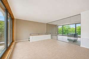 Lichtdurchflutetes Loft mit Dachterrasse (nur gewerblich)