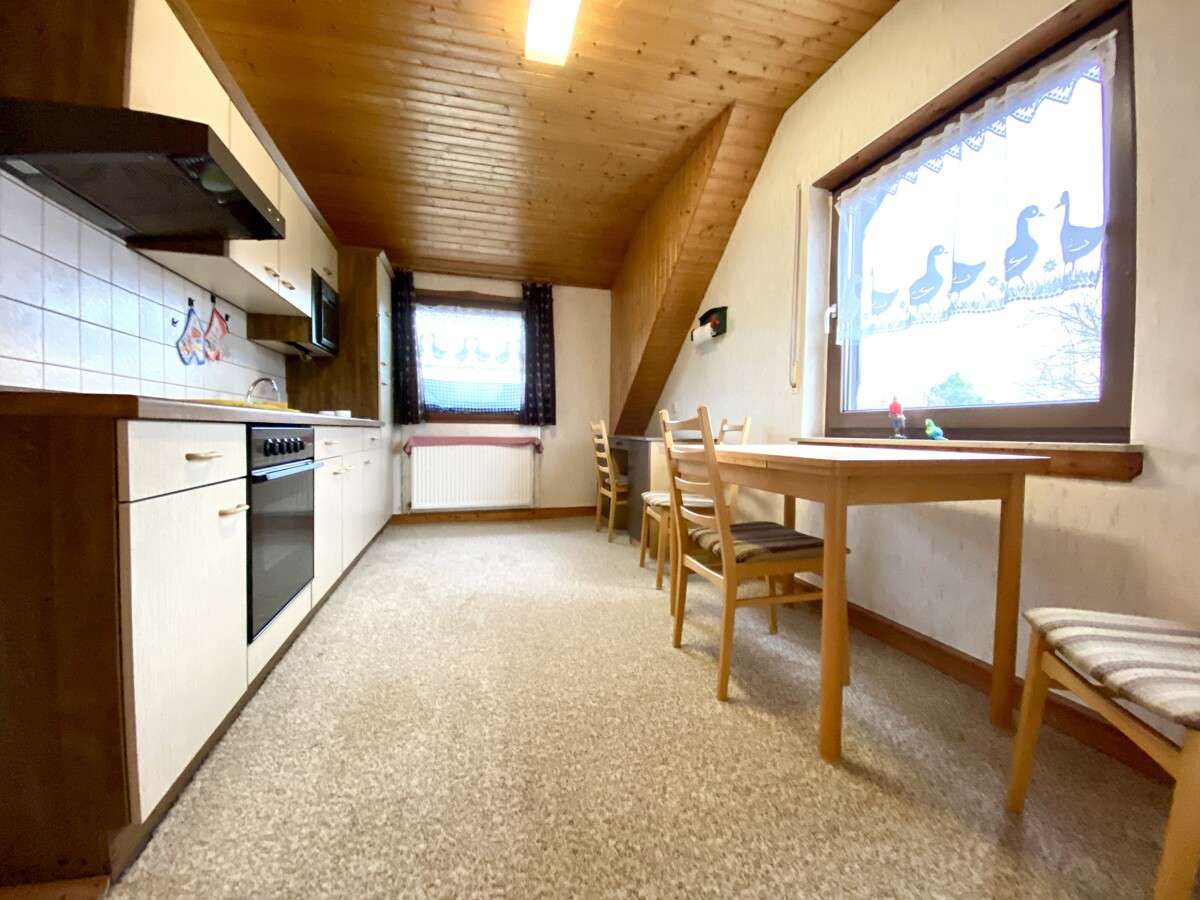 Immobilie in Stadecken-Elsheim - Großzügiges Familienhaus - Perfekter Ausgangspunkt für Pendler! - Bild 11