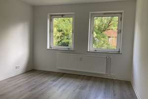 ruhige Lage & Wohlfühlambiente: Schöne 3-Zimmerwohnung nahe des Stadtparks (Musterbilder) – Saldersche Straße 15, 38226 Lebenstedt, Salzgitter – Vorschaubild 2