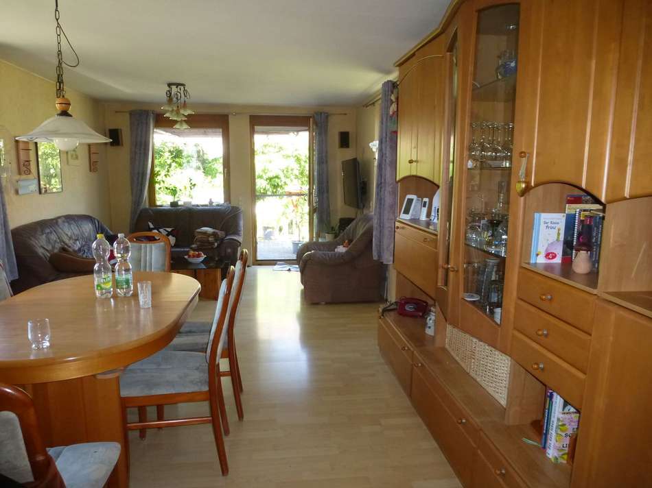 Geräumiges Wohn-/Esszimmer