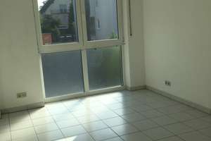 Traumhafte 3 ZKB-Wohnung mit Terrasse, Garten und Garage in MZ-Laubenheim – Die vollständige Adresse der Immobilie erhältst du vom Anbieter., 55130 Laubenheim, Mainz – Vorschaubild 3