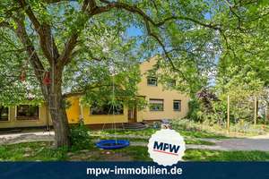 Einfamilienhaus auf 1.200 m² Grundstück – Wohnen im Grünen nahe Berlin