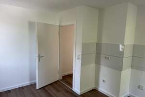 Schöne Dachgeschoß Wohnung in Bo-Ehrenfeld, Nähe Wiesental – Friederikastr. 145, 44789 Südinnenstadt, Bochum – Vorschaubild 4