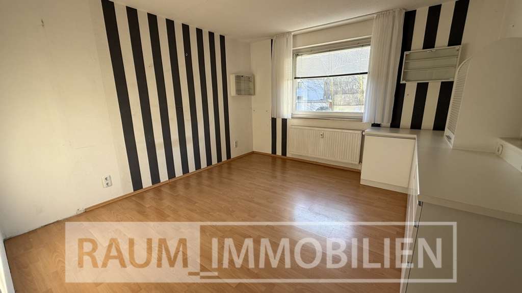 Immobilie in Herford - 2 Zimmer Wohnung mit Fahrstuhl, Schwimmbad und Sauna ...!! - Bild 4