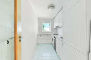 2-Zimmer-Wohnung mit Aufzug, Südostbalkon & TG-Stellplatz in bester Lage von Ulm-Böfingen – Die vollständige Adresse der Immobilie erhältst du vom Anbieter., 89075 Böfingen, Ulm – Vorschaubild 2