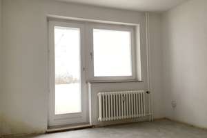 Neue Wohnung, neues Glück! Gut geschnittene 3-Zi.-Wohnung (WBS) – Marderweg 14, 33689 Sennestadt, Bielefeld – Vorschaubild 2
