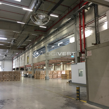 Verkehrsgünstige Lager- und Produktionsstätte nahe der A3!