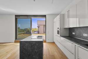 Perfekt für Familien - Penthouse in Mitte – 46m² Traumterrasse, Kamin & Blick auf den Fernsehturm – Stallschreiberstrasse 27, 10117 Mitte (Ortsteil), Berlin – Vorschaubild 9