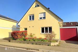 Wohnen mit Komfort in Wahlscheid: Einfamilienhaus mit Kamin, Garten und moderner Küche – Die vollständige Adresse der Immobilie erhältst du vom Anbieter., 53797 Lohmar – Vorschaubild 22