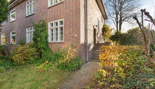 Bild von Stilvolle Rotklinker- Kaffeemühle - Nähe Alsterlauf