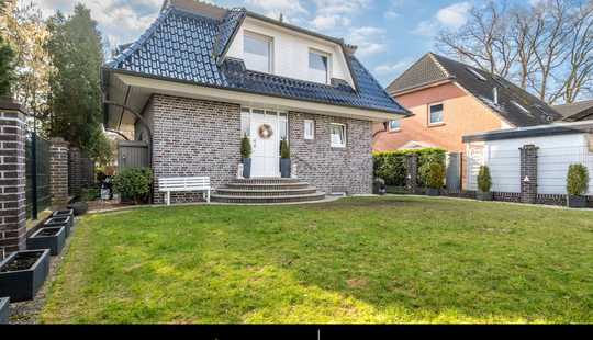 Bild von Stilvolles Einfamilienhaus mit Gartenidylle am Höltigbaum