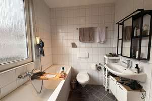 Gemütliche und geräumige 2 Zimmer-Wohnung mit Einbauküche und Gartennutzung – Wichheimer Straße 40, 51067 Buchheim, Köln – Vorschaubild 12