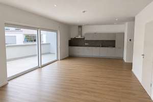 Barrierefreies Penthouse. Attraktiv vermieten oder selbst einziehen - Sie entscheiden. – Die vollständige Adresse der Immobilie erhältst du vom Anbieter., 65817 Eppstein – Vorschaubild 3