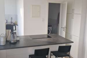 Dachgeschosswohnung mit Aufzug & großem Westbalkon – Sonne bis zum Abend genießen – Kölner Straße 18, 40211 Stadtmitte, Düsseldorf – Vorschaubild 2