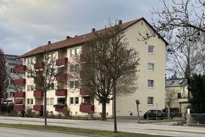 Schöne 3 Zimmerwohnung mit Balkon (keine WG)