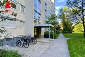 Großzügige 4,5-Zimmer-Wohnung mit 130 m², Balkon und Garage mit Wallbox