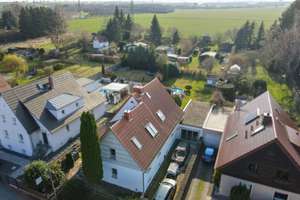 Familienparadies! - Hochwertig saniertes Einfamilienhaus mit Pool und Kamin in ruhiger Siedlungslage – Die vollständige Adresse der Immobilie erhältst du vom Anbieter., 1239 Lockwitz, Dresden – Vorschaubild 3