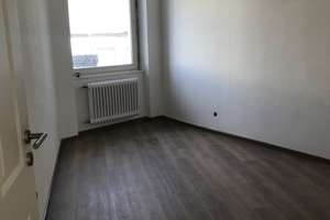 Nordstadt, schöne Neu renovierte und gut aufgeteilte 3-Zimmer-Wohnung, im 1.OG – Salierstraße 34, 75177 Nordstadt, Pforzheim – Vorschaubild 8