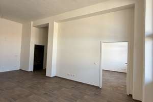 Wohnen mit Loftcharakter – 2 Zimmer, Terrasse und Aufzug – Heinestraße 9b, 17213 Malchow – Vorschaubild 4