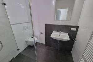 ***Elegante 3-Zi.-Penthouse-Whg. mit 90 qm großer Dachterrasse, 2 TG-Stellplätzen und EBK*** – 70374 Muckensturm, Stuttgart – Vorschaubild 12