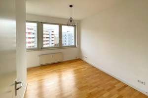 für 2 Jahre ab Oktober: zentrale 2 Zimmer, Balkon im 6. OG, möbliert möglich – Seydelstraße 7, 10117 Mitte (Ortsteil), Berlin – Vorschaubild 7