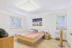 Luxus-Doppelhaushälfte mit Smart Home, Pool, Premium-Küche, Heimkino, Kamin & Wintergarten – Die vollständige Adresse der Immobilie erhältst du vom Anbieter., 86899 Landsberg am Lech – Vorschaubild 20