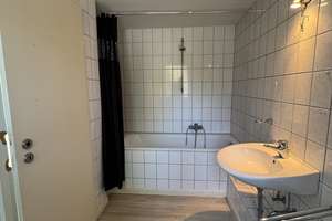 Einfamilien-/ Mehrgenerationenhaus in ruhiger von Mönchengladbach-Odenkirchen – Die vollständige Adresse der Immobilie erhältst du vom Anbieter., 41199 Odenkirchen-Mitte, Mönchengladbach – Vorschaubild 25