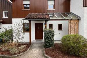 **Traumhaft saniertes Reihenmittelhaus in TOP-Lage - Mariahilfberg** – Die vollständige Adresse der Immobilie erhältst du vom Anbieter., 94032 Innstadt, Passau – Vorschaubild 1