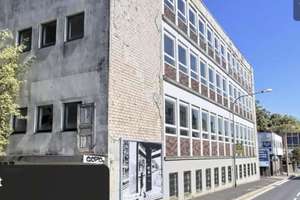 Provisionsfrei Vielseitiges Potenzial: Mehrfamilienhaus 12 Wohneinheiten 1 x Gewerbe – Freiheitstraße 172, 42853 Stachelhausen, Remscheid – Vorschaubild 2