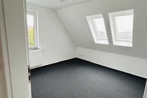Ruhig & doch zentral: Kernsaniertes freistehendes 6-Zimmer-Einfamilienhaus mit viel Platz & Garten! – Münster – Vorschaubild 20