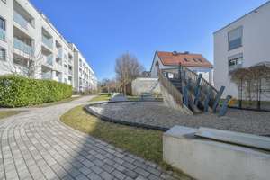 ProEigentum: Moderne 3-Zimmer-Garten-ETW in Bogenhausen, 67 m², mit Klima, Terrasse, TG-Stellplatz, – Englschalkinger Straße 148, 81927 Englschalking, München – Vorschaubild 2