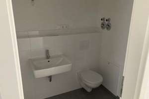Sonnendurchflutete zwei Zimmer Wohnung – Hauptstr. 52 A, 10317 Rummelsburg, Berlin – Vorschaubild 3