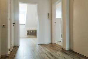 Gepflegte 2-Raum-Wohnung mit Balkon und Einbauküche in Pforzheim – Kronprinzenstr. 33, 75177 Nordstadt, Pforzheim – Vorschaubild 2