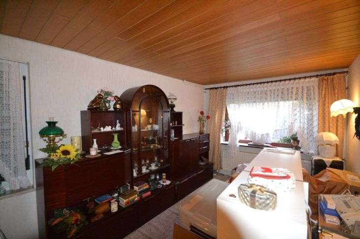 Immobilie in Groven - Vielseitig nutzbares Wohnhaus in ruhiger Seitenstraßenlage von Lunden - Bild 9