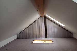 Gepflegte 3-Zimmer-Dachgeschosswohnung mit Balkon und EBK in Augsburg-Hochzoll – Weißenseestraße 22, 86163 Hochzoll-Süd, Augsburg – Vorschaubild 6