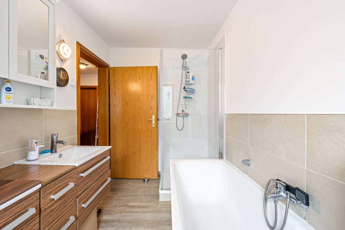 Immobilie in Henstedt-Ulzburg - ***Zwei Häuser auf zwei Grundstücken - interessante Kapitalanlage!*** - Bild 3